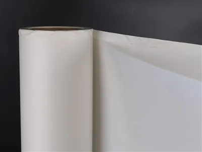 Films adhésifs pour panneaux alvéolaires en aluminium